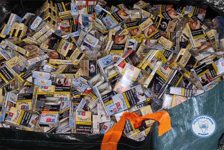 VELIKA ZAPLJENA Uhićen nakon što je ukrao više od 3000 kutija cigareta!